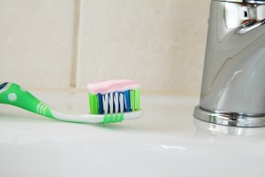 tooth brush 